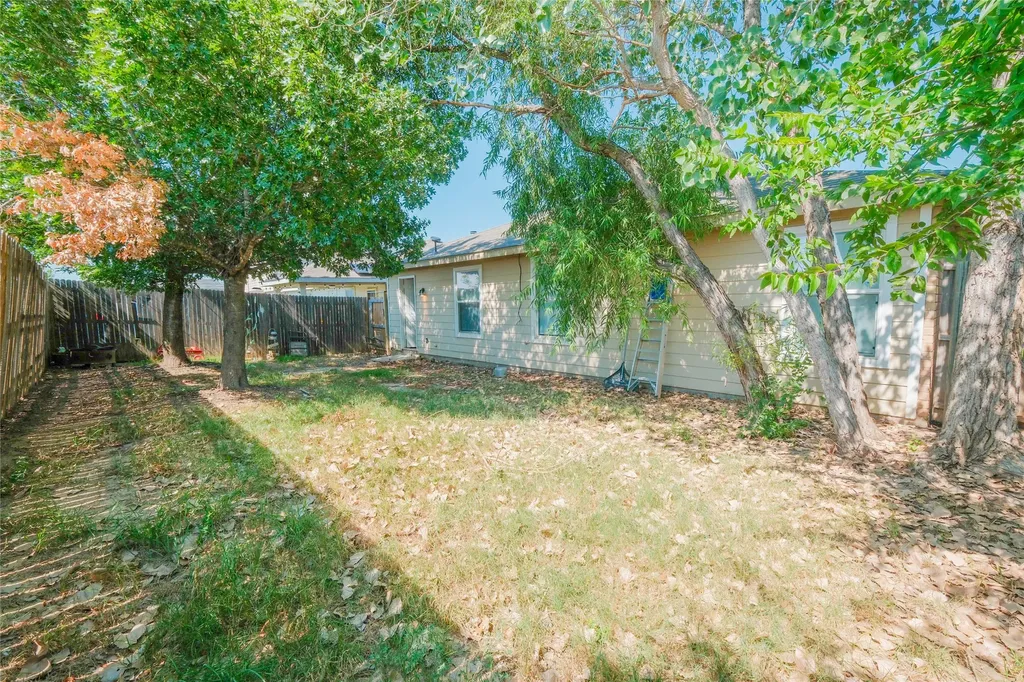1616 Wind Star Way Fort Worth TX 76108
