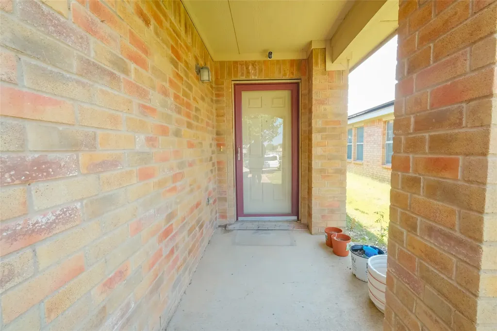 1616 Wind Star Way Fort Worth TX 76108