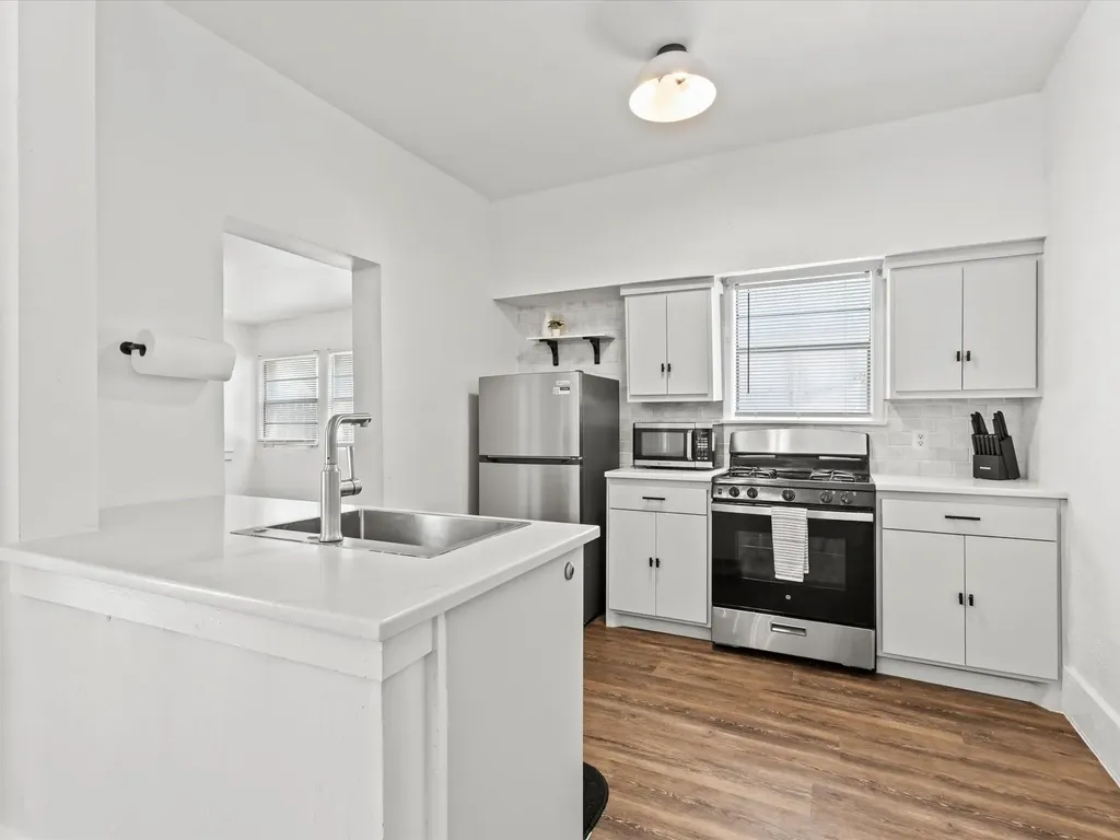 5617 Victor Street Dallas TX 75214