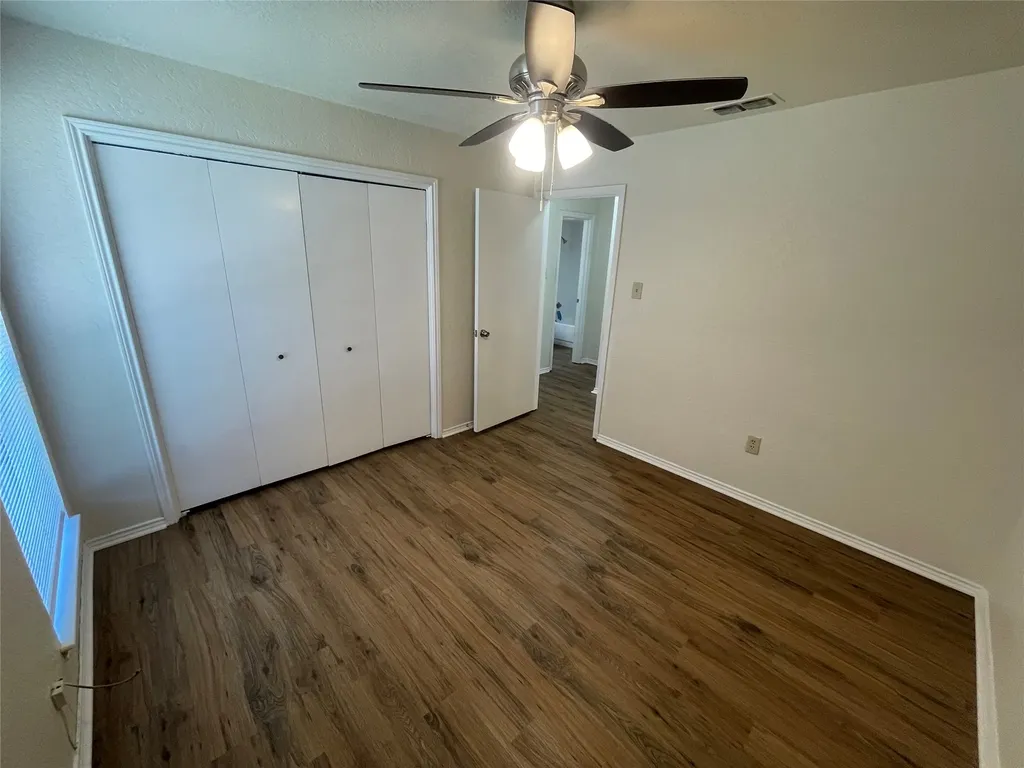 3149 Tudor Lane Irving TX 75060