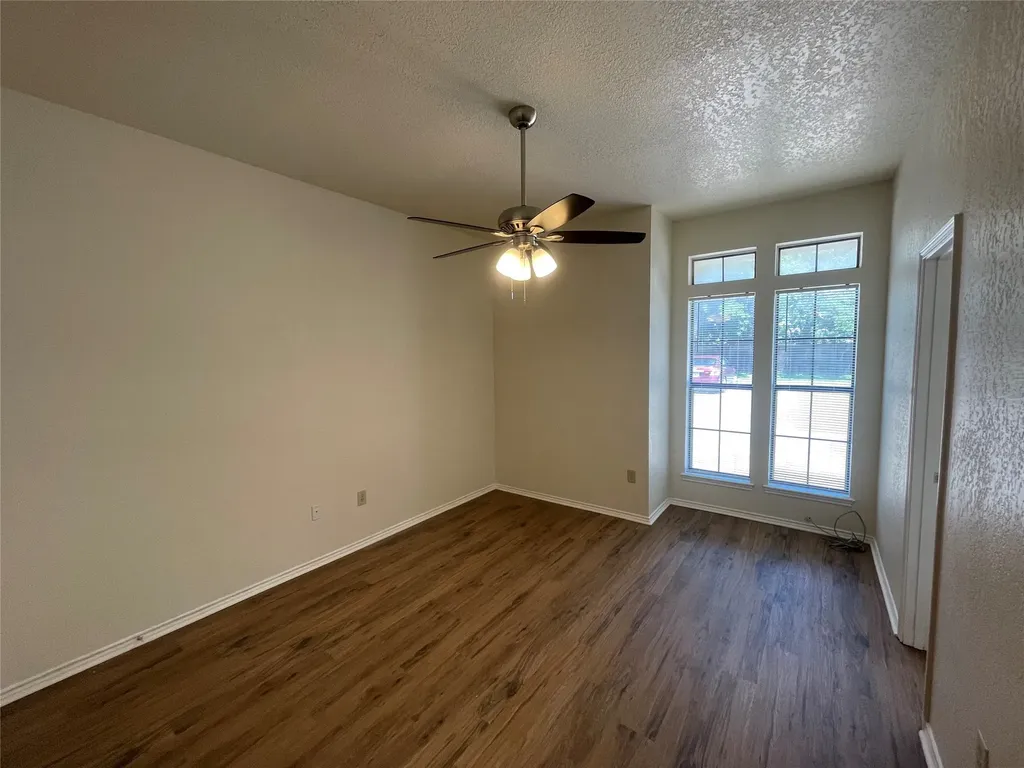 3149 Tudor Lane Irving TX 75060