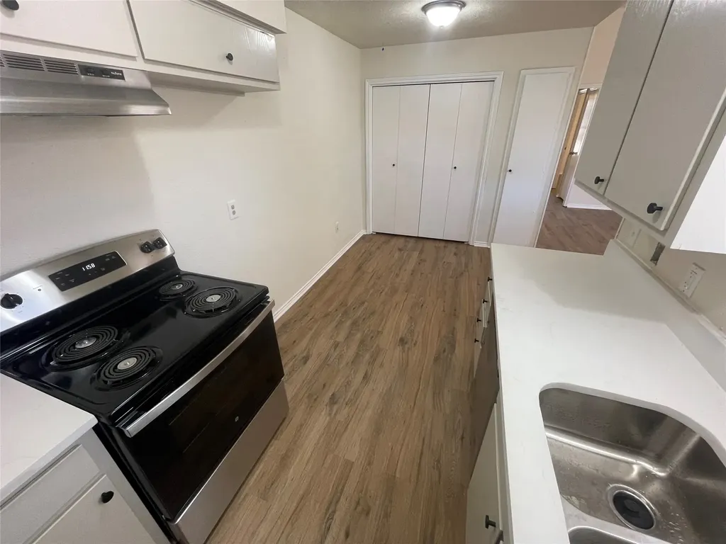 3149 Tudor Lane Irving TX 75060