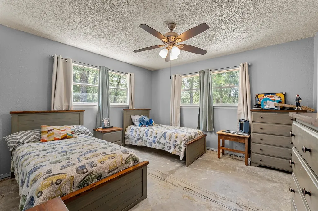 1047 Fort Hill Road Waco TX 76705