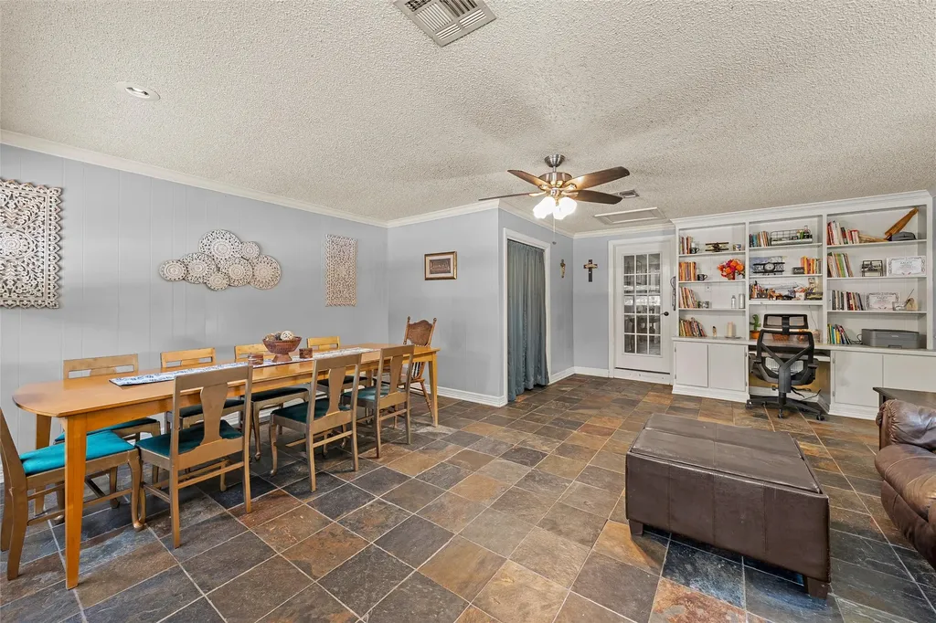 1047 Fort Hill Road Waco TX 76705
