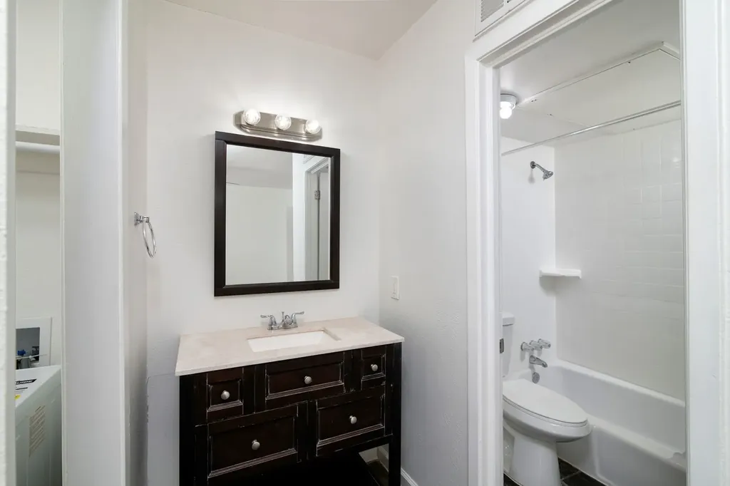 2808 Throckmorton Street Dallas TX 75219