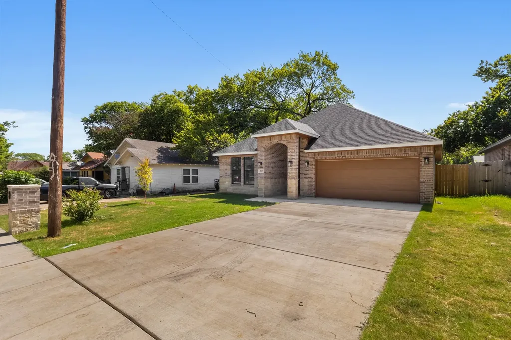 2618 Seevers Avenue Dallas TX 75216