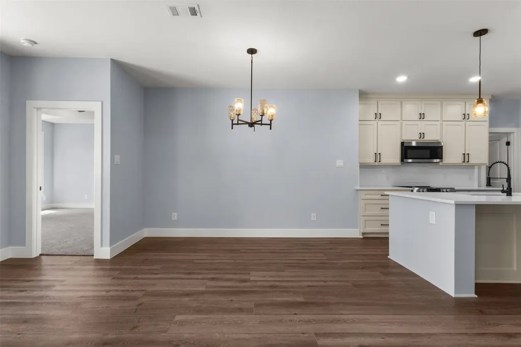 2618 Seevers Avenue Dallas TX 75216