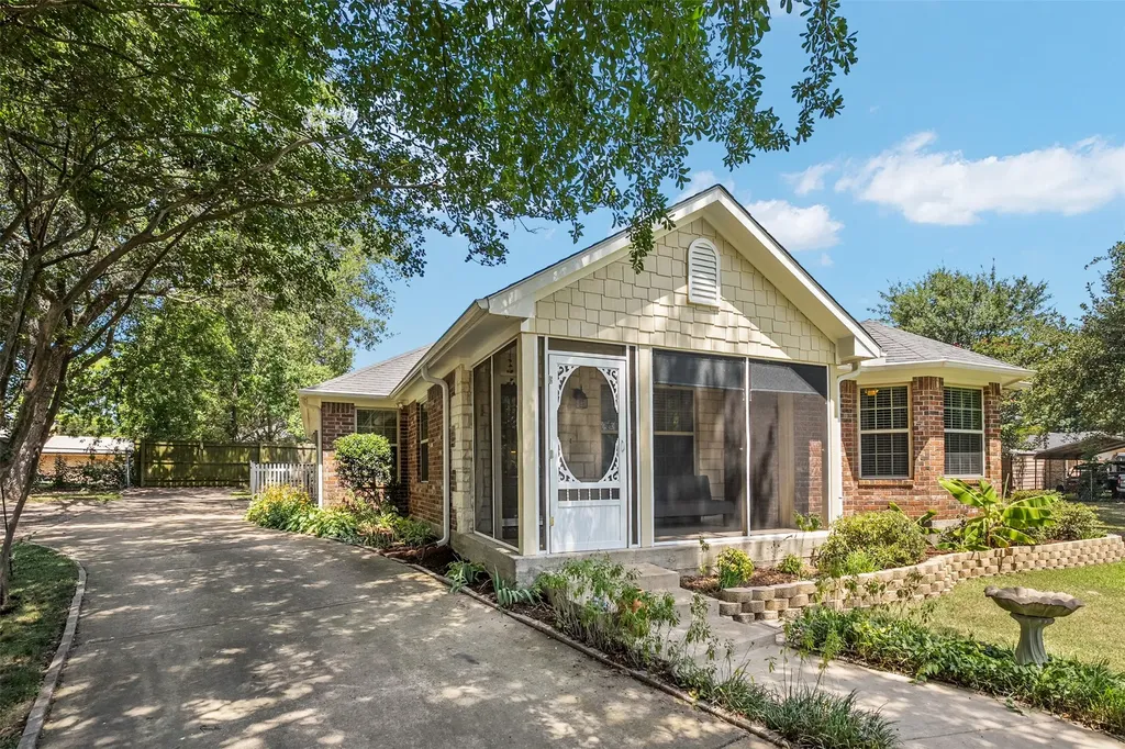 176 Seaside Drive Gun Barrel City TX 75156