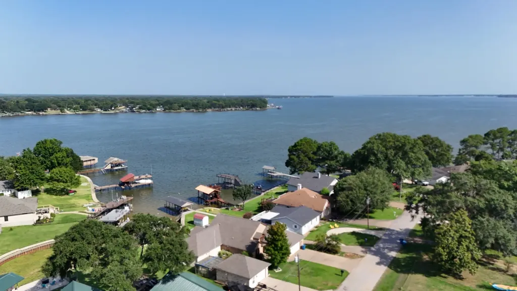 176 Seaside Drive Gun Barrel City TX 75156
