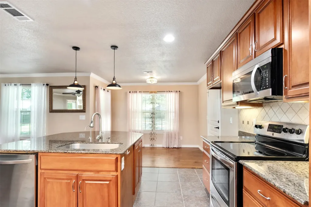 176 Seaside Drive Gun Barrel City TX 75156