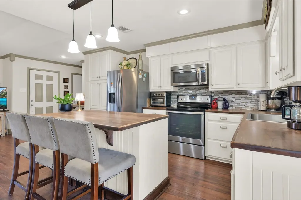 3118 Richelieu Drive Sherman TX 75090