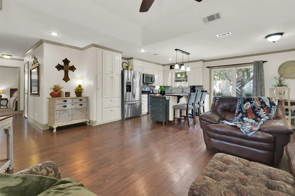 3118 Richelieu Drive Sherman TX 75090