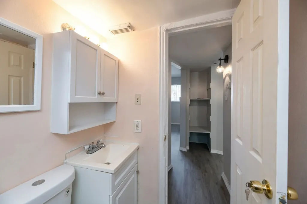 2408 Meyers Street Dallas TX 75215