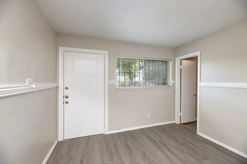 2408 Meyers Street Dallas TX 75215