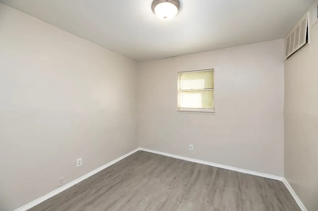 2408 Meyers Street Dallas TX 75215