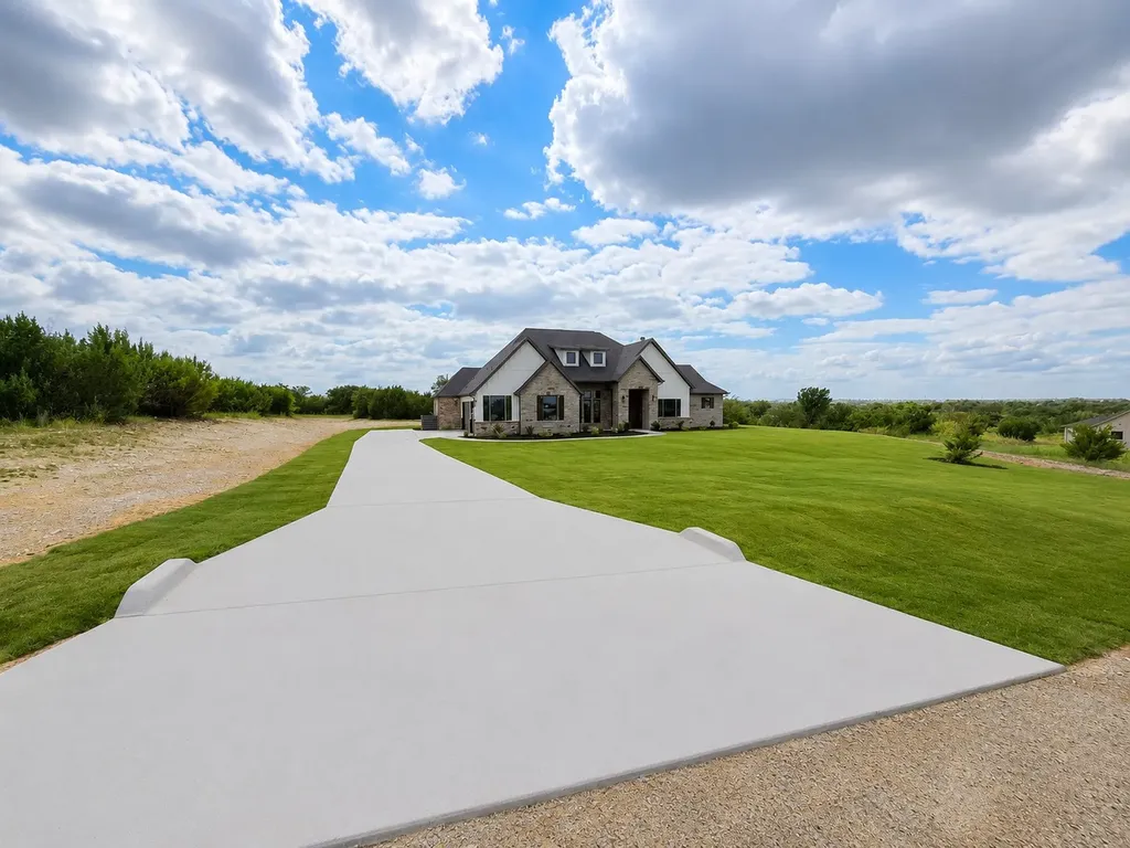 153 Fan Mill Trail Weatherford TX 76085