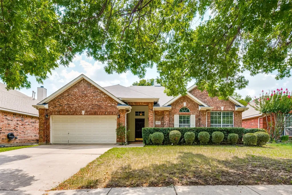 4849 Gloucester Drive Grand Prairie TX 75052