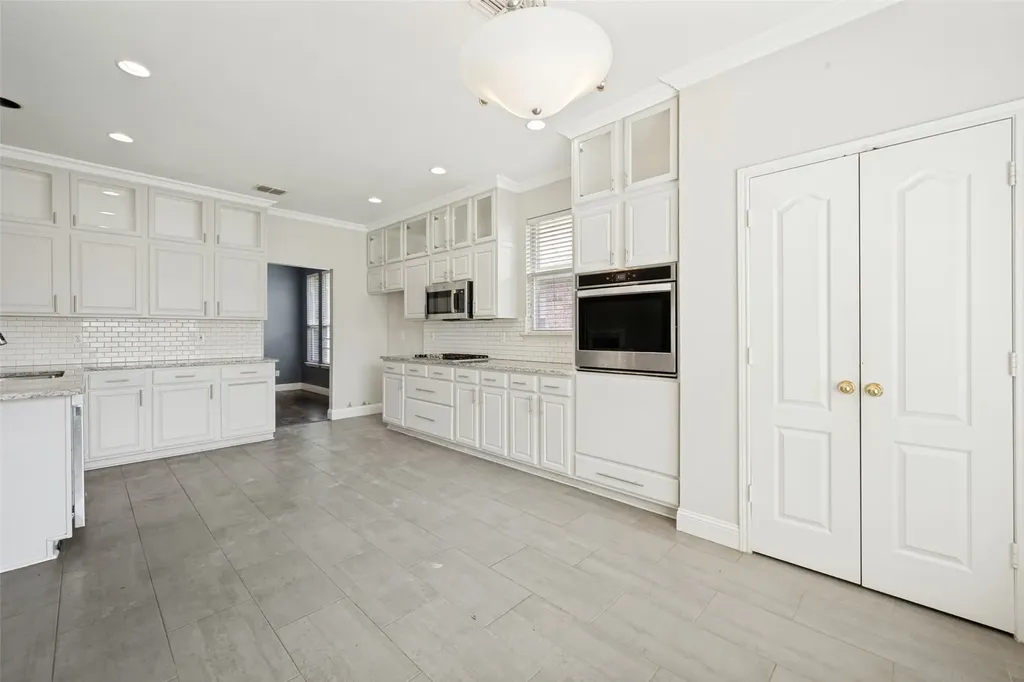 4849 Gloucester Drive Grand Prairie TX 75052
