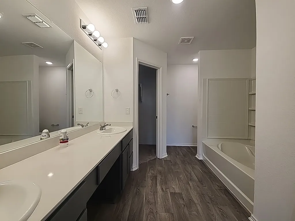 633 Quail Meadows Drive Cleburne TX 76031