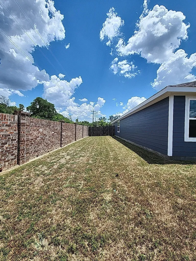 633 Quail Meadows Drive Cleburne TX 76031
