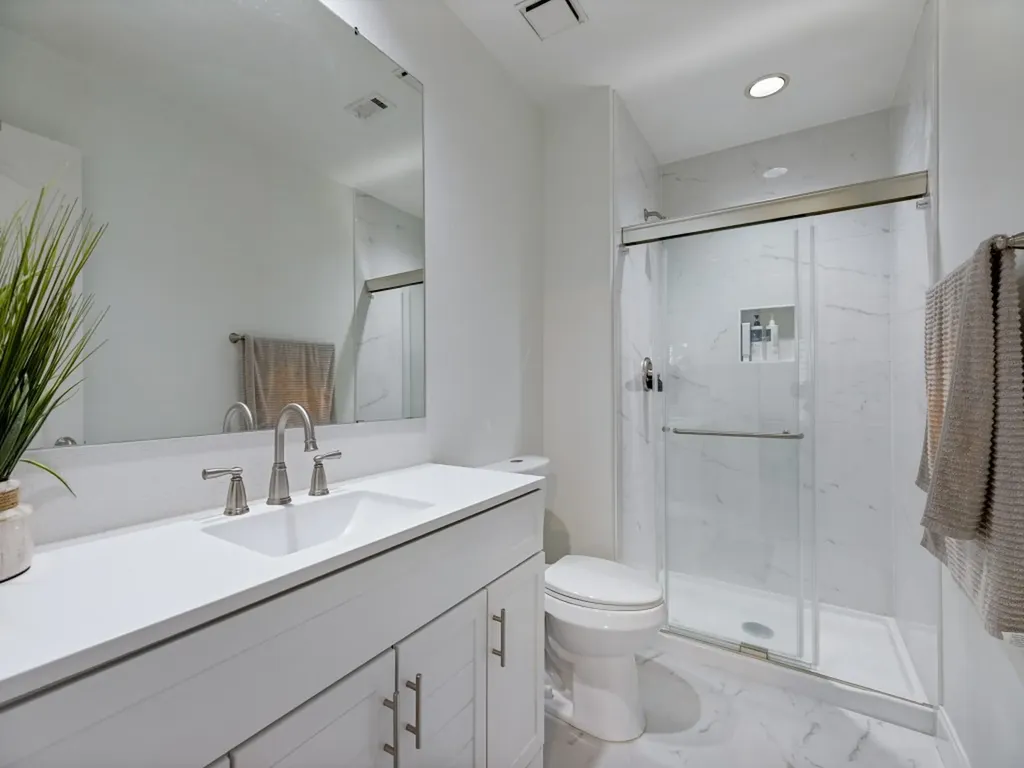 701 Pine Lakes Plano TX 75025
