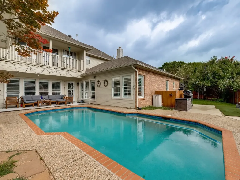 701 Pine Lakes Plano TX 75025