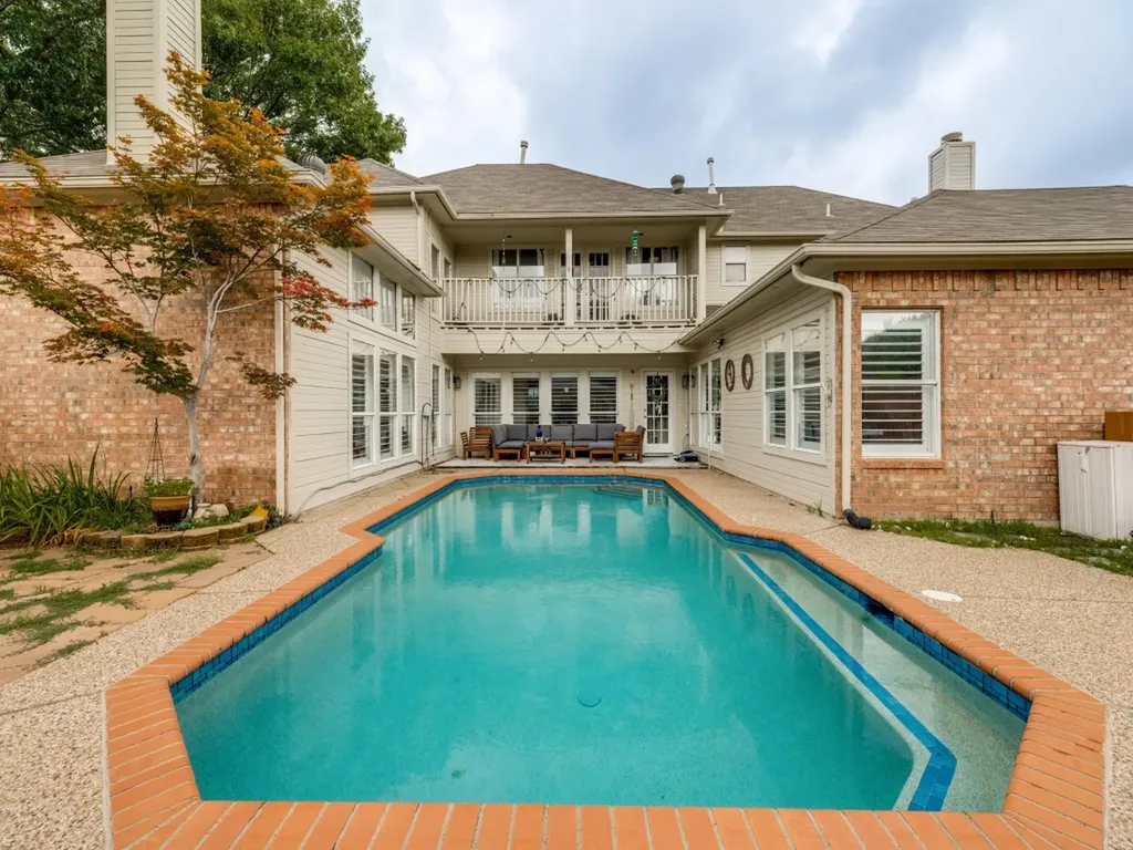 701 Pine Lakes Plano TX 75025