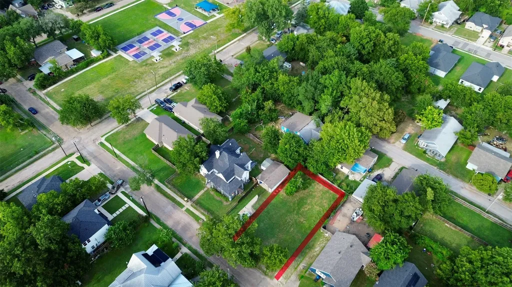 1901 Fuller Street Greenville TX 75401