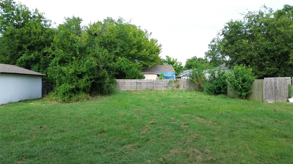 1901 Fuller Street Greenville TX 75401