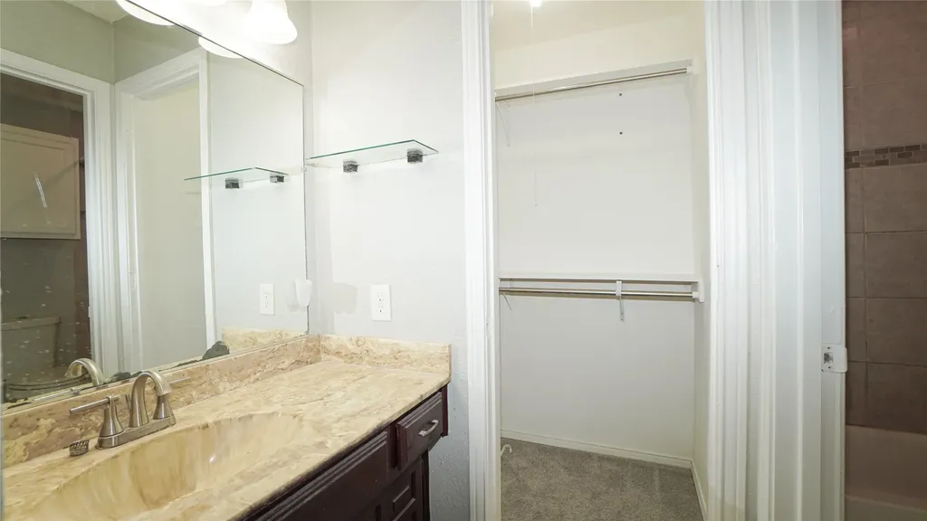 7113 Ridgeview Drive Rowlett TX 75089
