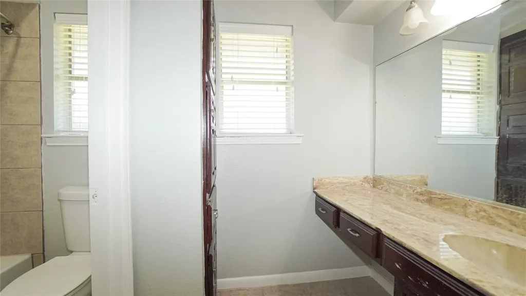 7113 Ridgeview Drive Rowlett TX 75089