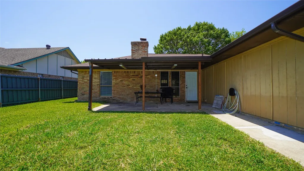 7113 Ridgeview Drive Rowlett TX 75089