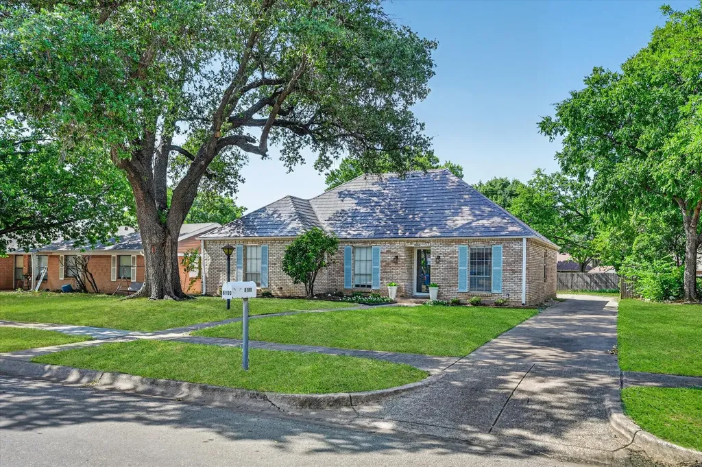 8100 Hillside Drive Frisco TX 75033