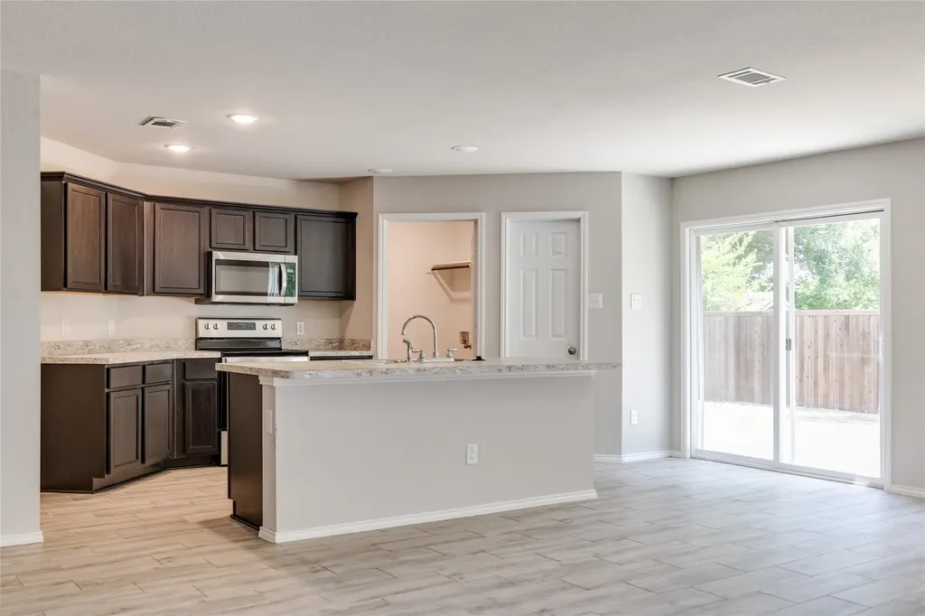 115 Rock Creek Terrell TX 75160