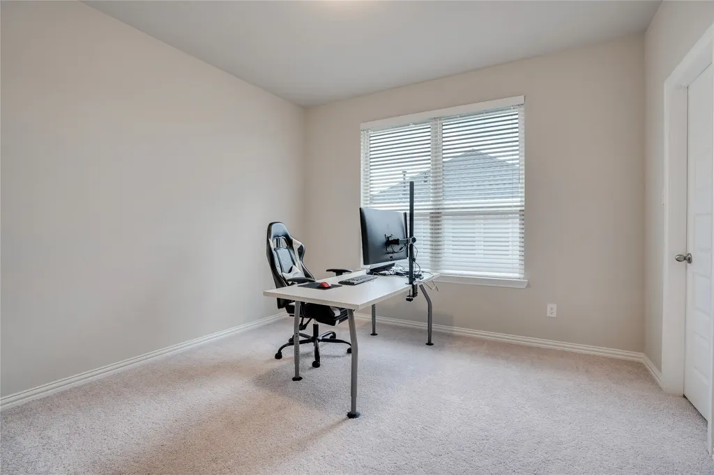 1521 Bison Trail Aubrey TX 76227