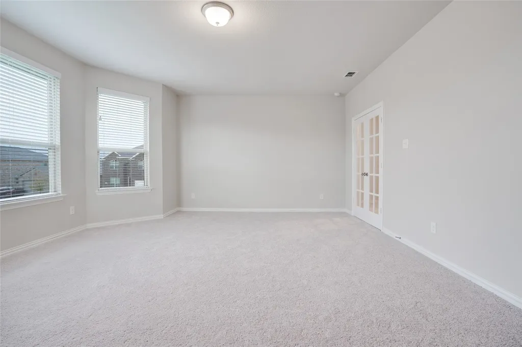 1521 Bison Trail Aubrey TX 76227