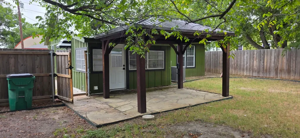 254 W Frey Street Stephenville TX 76401