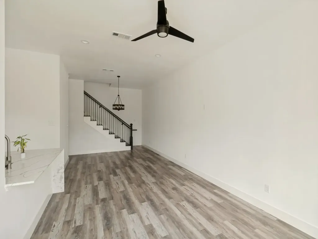 9495 Timberleaf Drive Dallas TX 75243