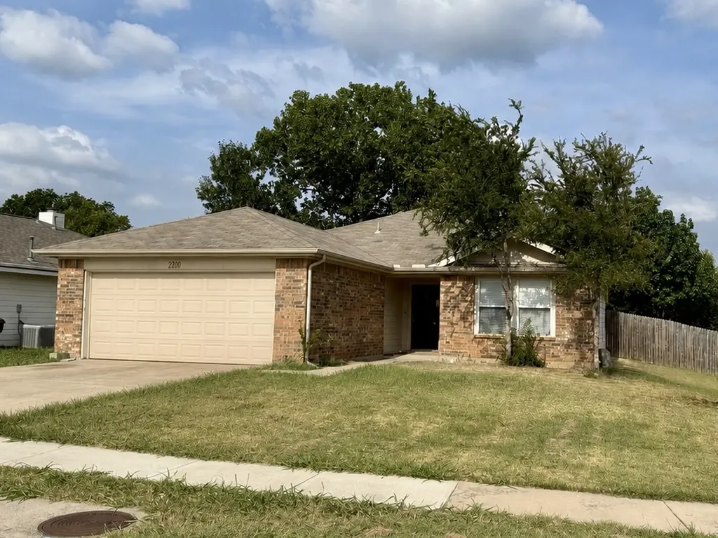 2200 Lookout Lane Denton TX 76207
