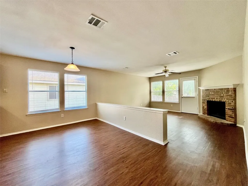 2200 Lookout Lane Denton TX 76207