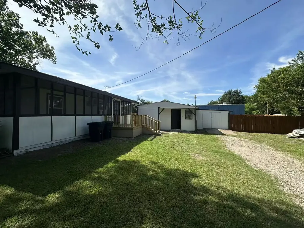5776 County Road 927 Nevada TX 75173