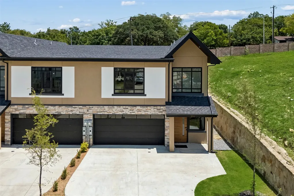 816 Premier Parkway Grand Prairie TX 75051