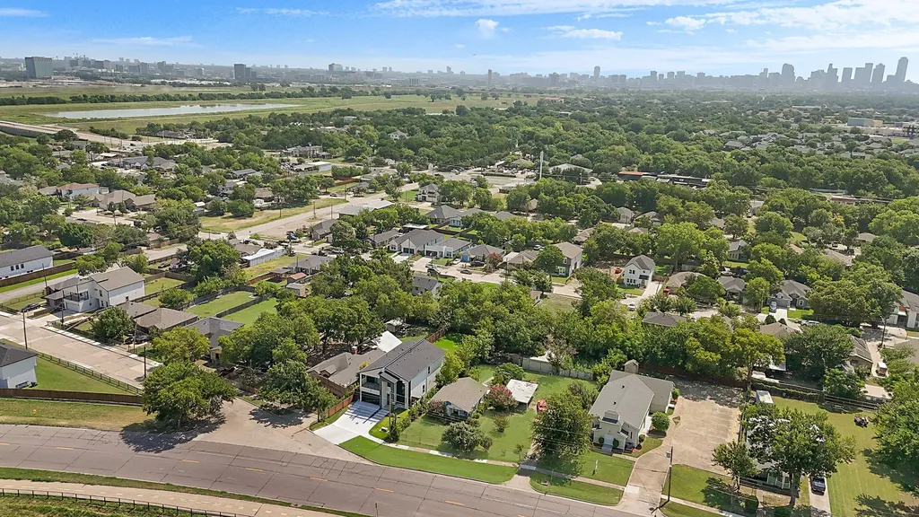 3463 Bernal Drive Dallas TX 75212