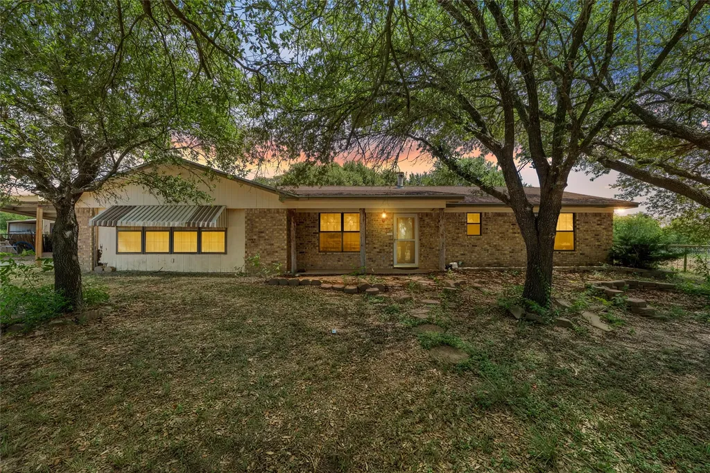 429 Wildwood Trail Robinson TX 76655