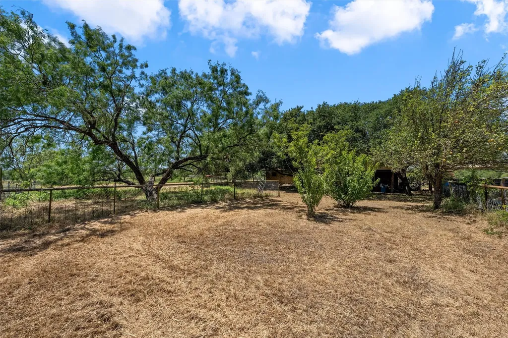 429 Wildwood Trail Robinson TX 76655