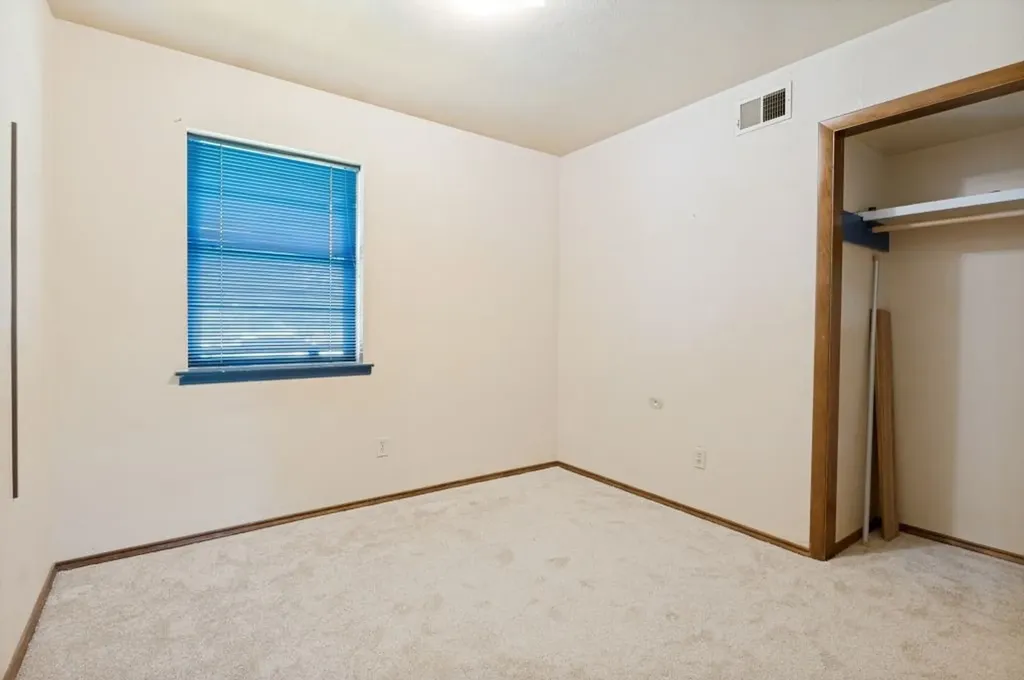 612 Glenn Drive Euless TX 76039