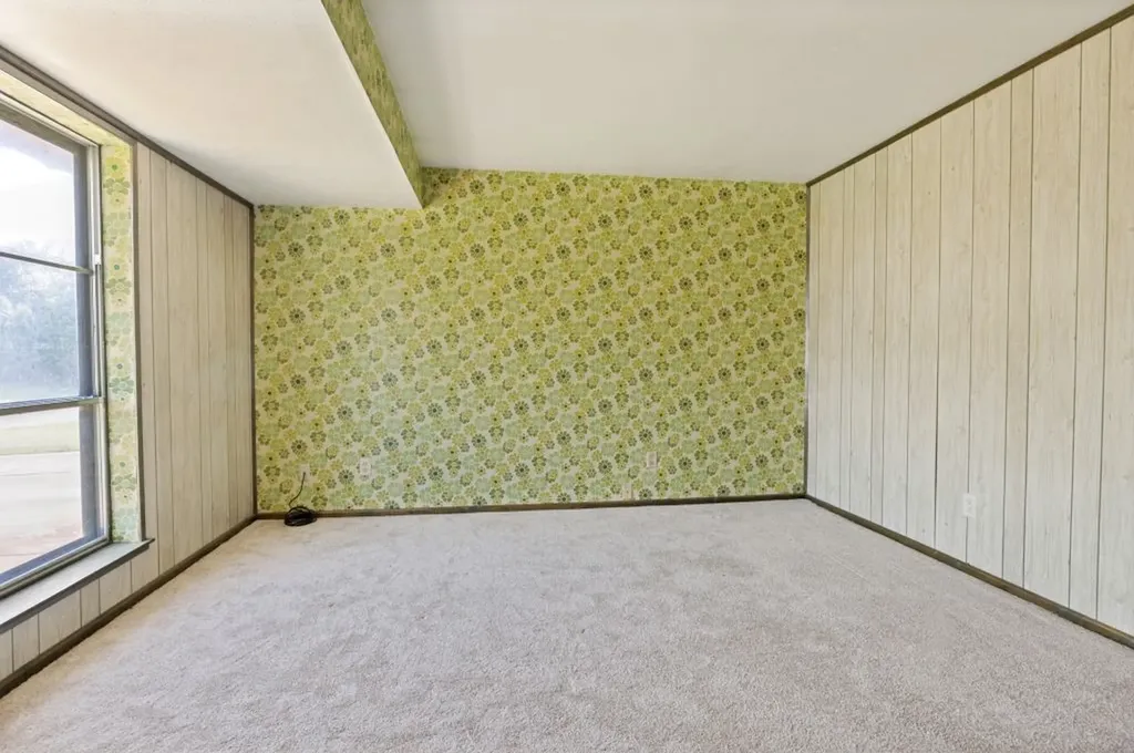612 Glenn Drive Euless TX 76039