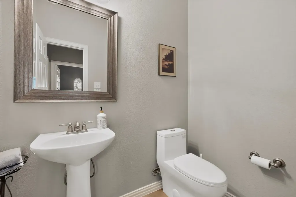 15827 Buffalo Creek Drive Frisco TX 75035
