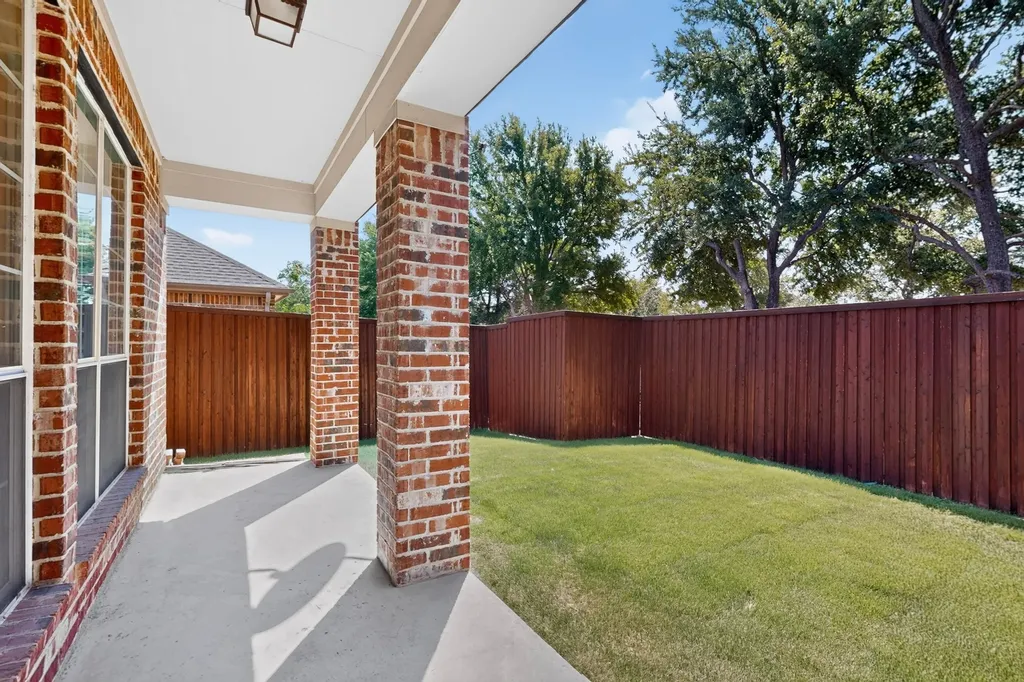 15827 Buffalo Creek Drive Frisco TX 75035