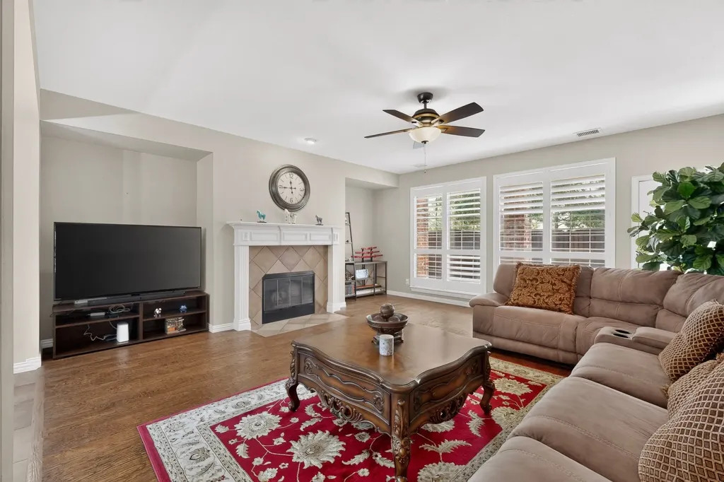 15827 Buffalo Creek Drive Frisco TX 75035